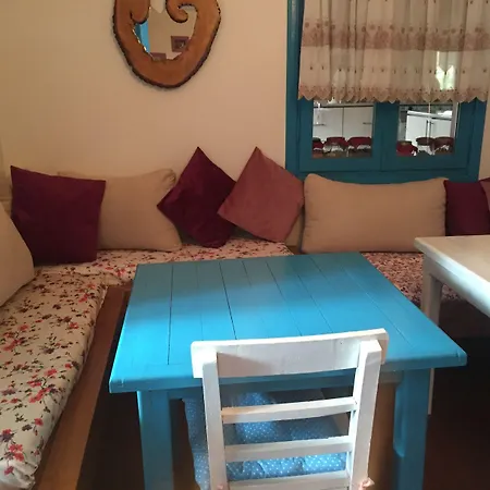 Orman Evi Karacadag Evleri